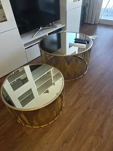 2 tables for sale