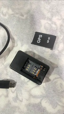 Portable GPS Tracker Device with Battery and USB Cable ony 1 PC not used yet