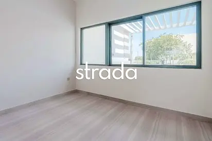 Hot Deal | Vacant | Park View | Close to Pool