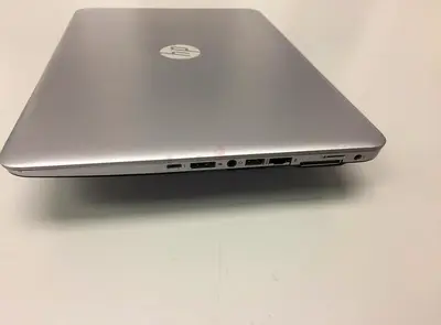 HP Laptop - Silver, closed (Excellent condition)