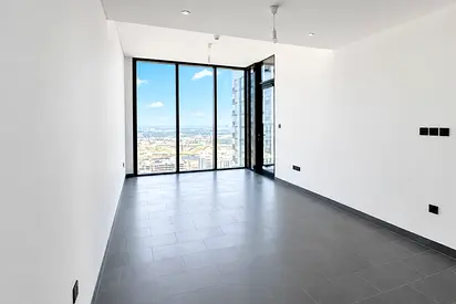 Vacant on June | Lagoon View | OP