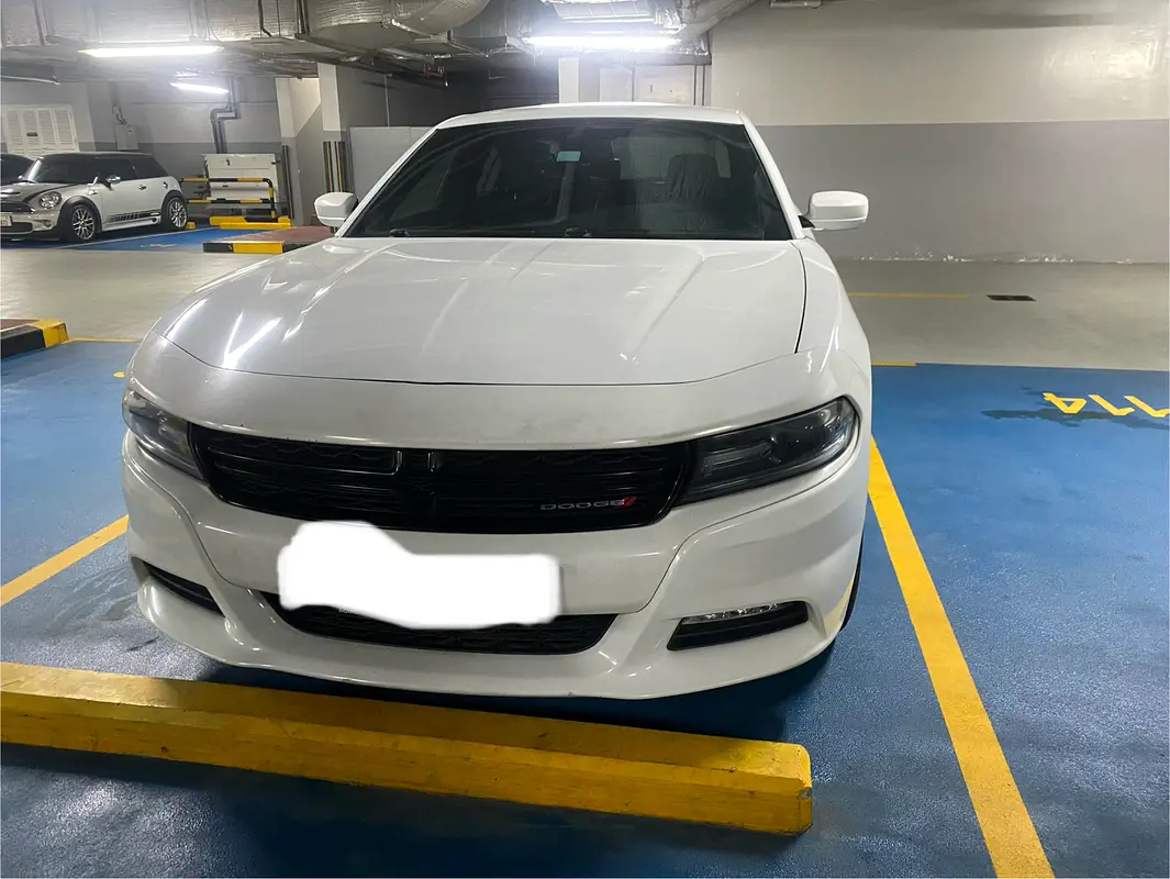 Dodge Charger 2017 — photo 1 of 7