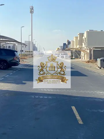 🏡 للبيع أرض سكنية مميزة في الشارقة – الحوشي
ملاصقة لمنطقة النوف | تملك حر لجميع الجنسيات العربيه 
📍 الموقع:
الحوشي – الشارقة
ملاصقة مباشرة لمنطقة النوف
موقع هادئ وقريب من الخدمات
📐 المساحة:
5,037 قدم