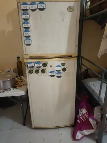 Used Top-Freezer Refrigerator - 2-Door, White