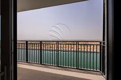 √Full Canal View | Waterfront Living | Top Floor√