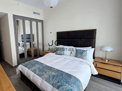 TERRACE - FULL MARINA VIEW - FURNISHED - UPGRADED
