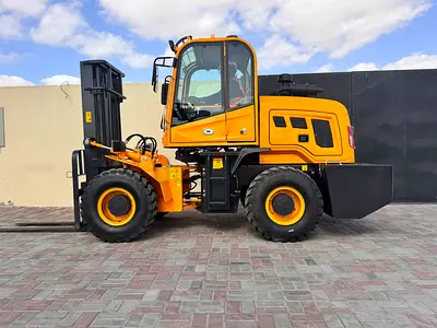 For sale KABTU CK35 – Rough Terrain Forklift