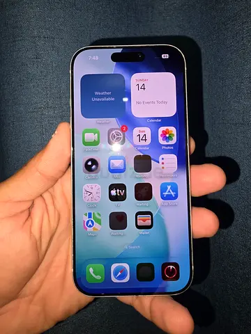 Iphone 17 pro 256Gb LLA Dual Esim unlocked silver white color battery 100% battery cycle 97