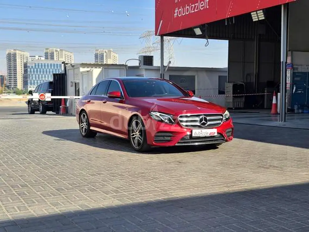 Mercedes-Benz E-Class 2019 — photo 1 of 20