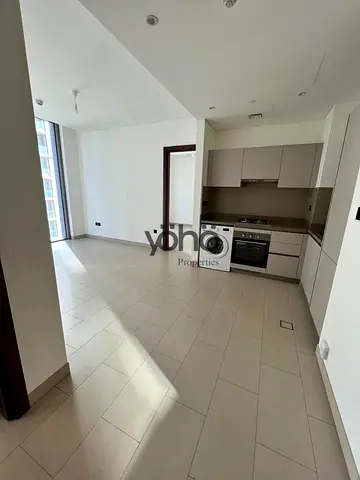 1 Bed + Study | High floor | unfurnished | Vacant