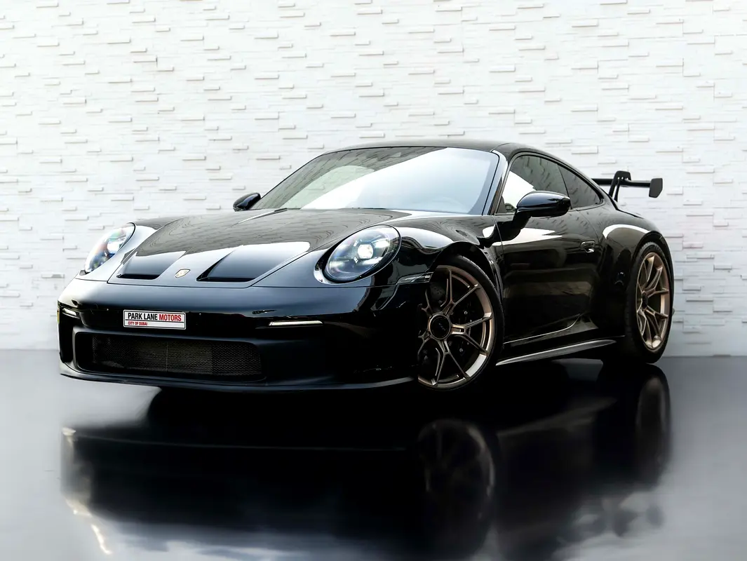 Porsche 911 2022 — photo 1 of 20