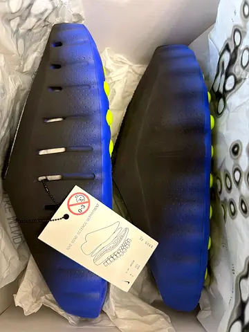 Nike mind 001