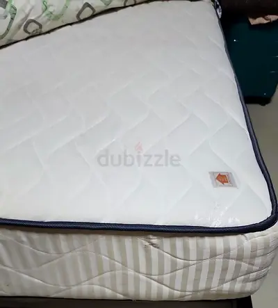 Comfort king size mattress - good condition