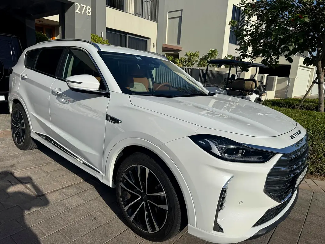 Jetour X70 Plus 2025 — photo 1 of 7
