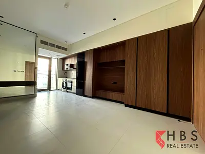 STYLISH STUDIO | UNFURNISHED | READY TO MOVE