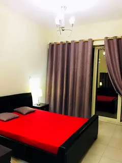 Furnished Master Room for Lady - Metro Business Bay