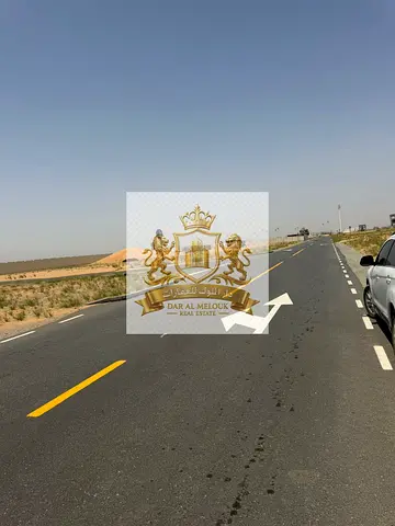 🏡 فرصة مميزة للبيع في الشارقة – مزيرعة (ضاحية الرحمانية)
قطعتين أرض سكنية متلاصقات بموقع مميز جدًا
📍 بجوار الحديقة والمحلات التجارية