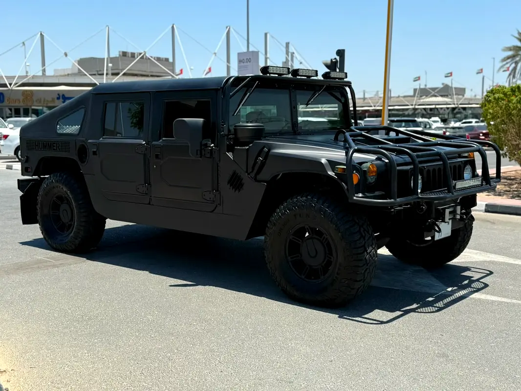 Hummer H1 2001 — photo 1 of 12
