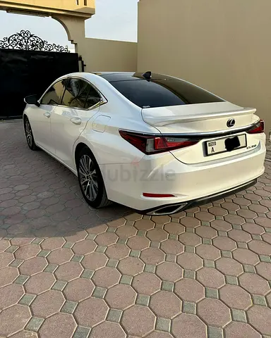 Lexus ES 350 2019 - Immaculate Condition - American Specs