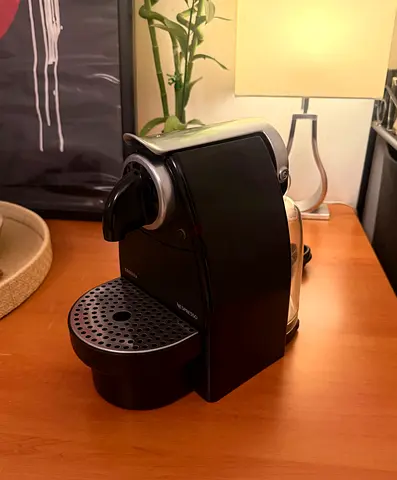 Nespresso • Essenza - Coffee Machine