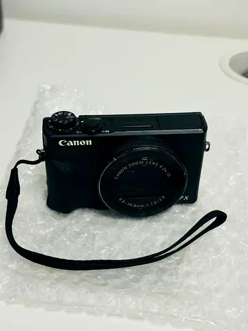 Canon PowerShot G7X Mark III - camera - good condition - have some scratches and good working