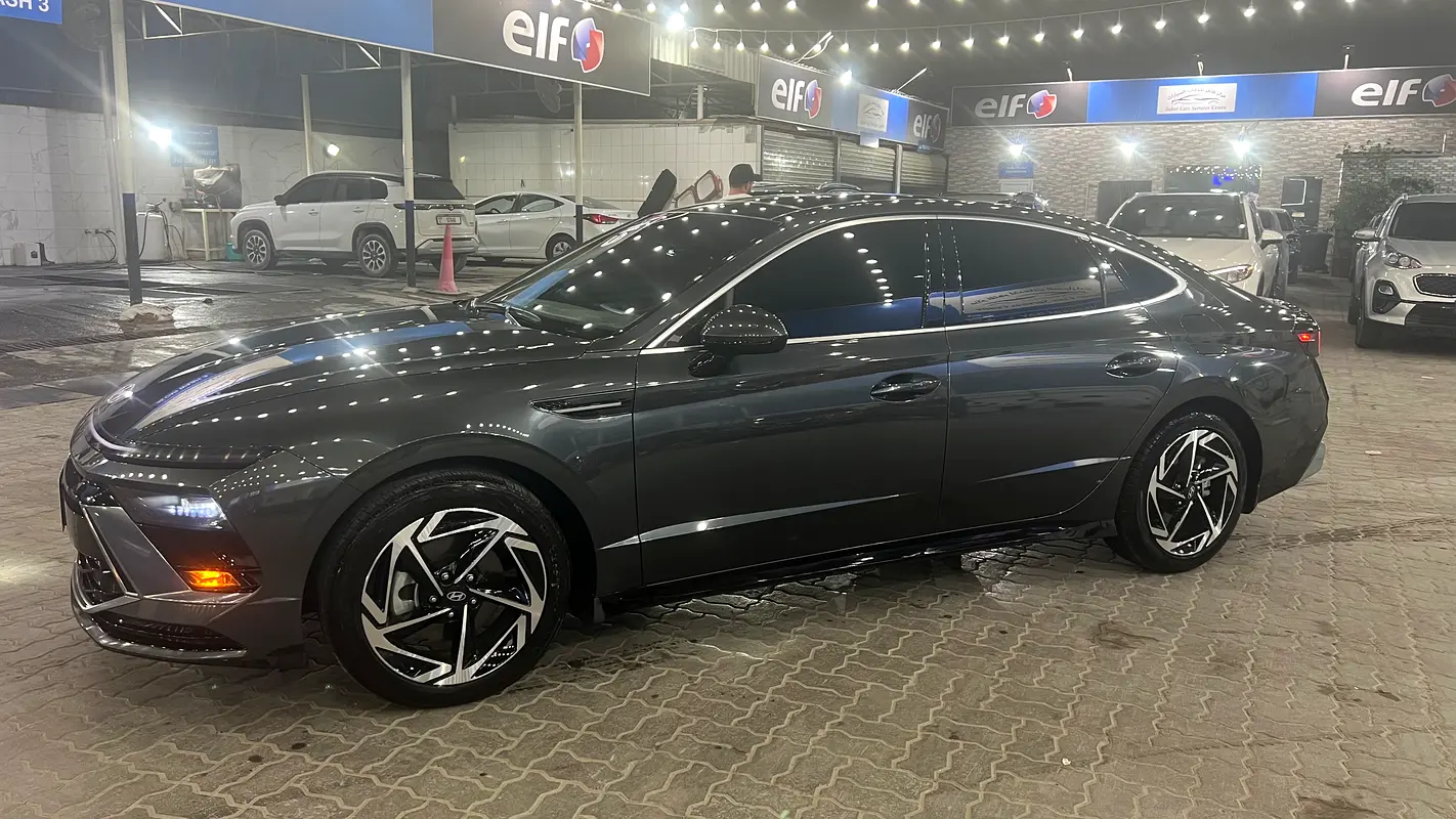 Hyundai Sonata 2024 — photo 1 of 12