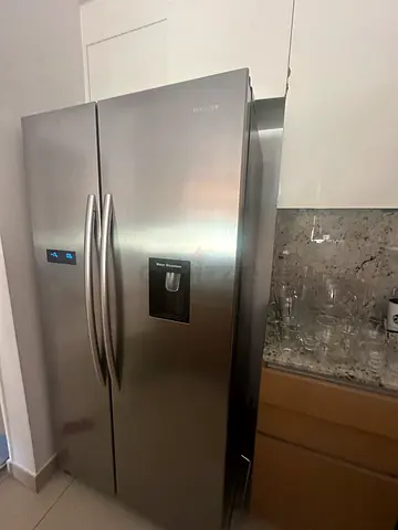 Hisense Stainless Steel Side-by-Side Refrigerator with Water Dispenser - excellent Condition