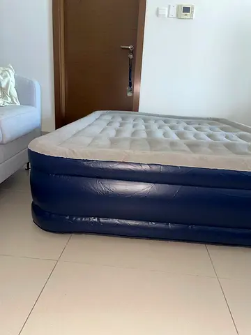 Electric pump Inflatable Air Mattress — Good Condition, Used Once