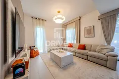 Corner Villa | Single Row | Tenanted | Investment