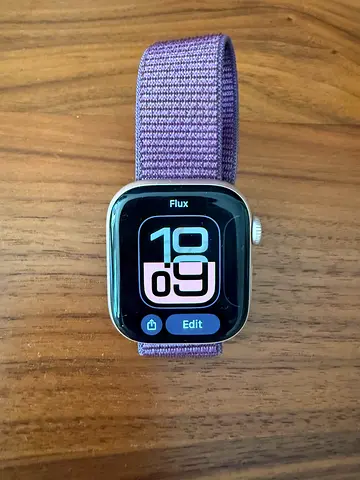 Apple Watch Series 8 (44mm) with Purple Sport Loop - perfect Condition