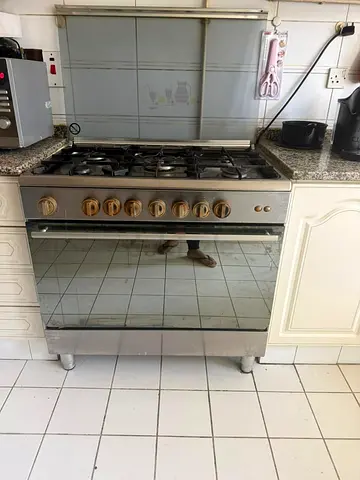 6-burner freestanding gas cooker with oven - stainless steel