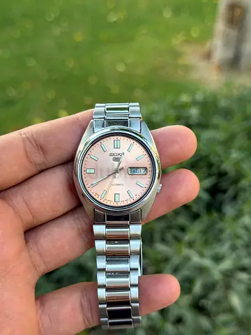 Seiko 5 Automatic watch salmon color dial