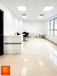 0FFER 0FFICE AVAILABLE BIG SIZE PRIME L0CATION NEAR T0 BUS STATION SEORATE 0FFICE