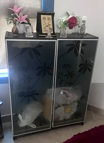 Shelf cabinet
