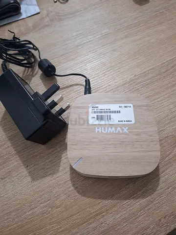 Himedia / Huwax (branded) Android TV Media Streaming Box with Power Adapter