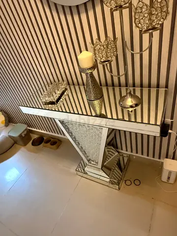 Elegant Mirrored Console Table with Wall Mirror