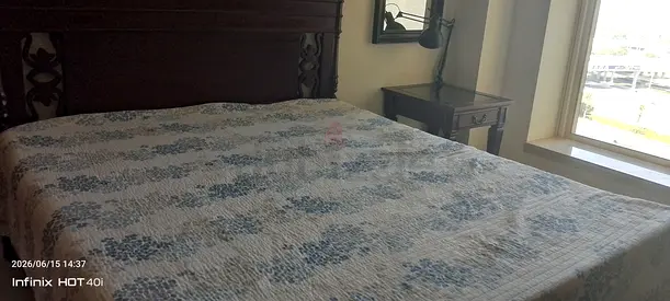 Queen size bed with wooden headboard and side table - good condi For sure buyer negotiate the price