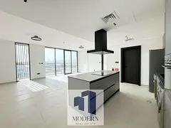 Spacious Layout | Traffic-free Area | Convenient Access