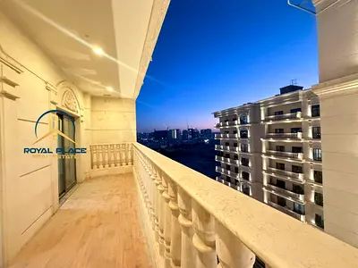 CHILLER FREE | SPACIOUS | ELEGANT | DREAM HOUSE | NEAREST TO METRO