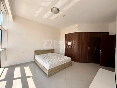Spacious Unit | Pool & Gym Access | Ready to Move In