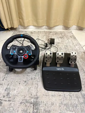 Logitech G29 PS5/PS4 Driving force Racing wheel with pedals
