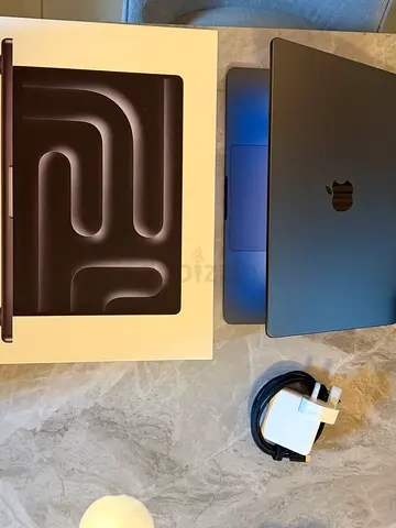 MacBook Pro 14-inch (Space Gray) M4 Pro with original box and charger - Excellent condition