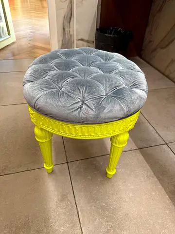 Multicolor makeup stool