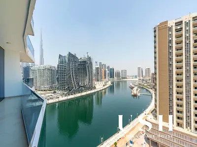 FULLY FURNISHED STUDIO | BURJ KHALIFA AND CANAL VIEW |