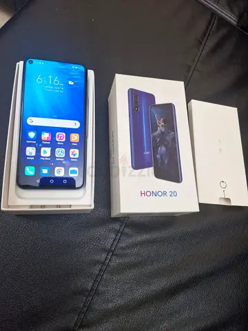 Honor 20 (128GB+6GB RAM) Original packing Mobile for Sale