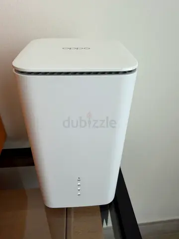 OPPO Wi-Fi Router - White Tower Router OPPO 5G CPE T1a