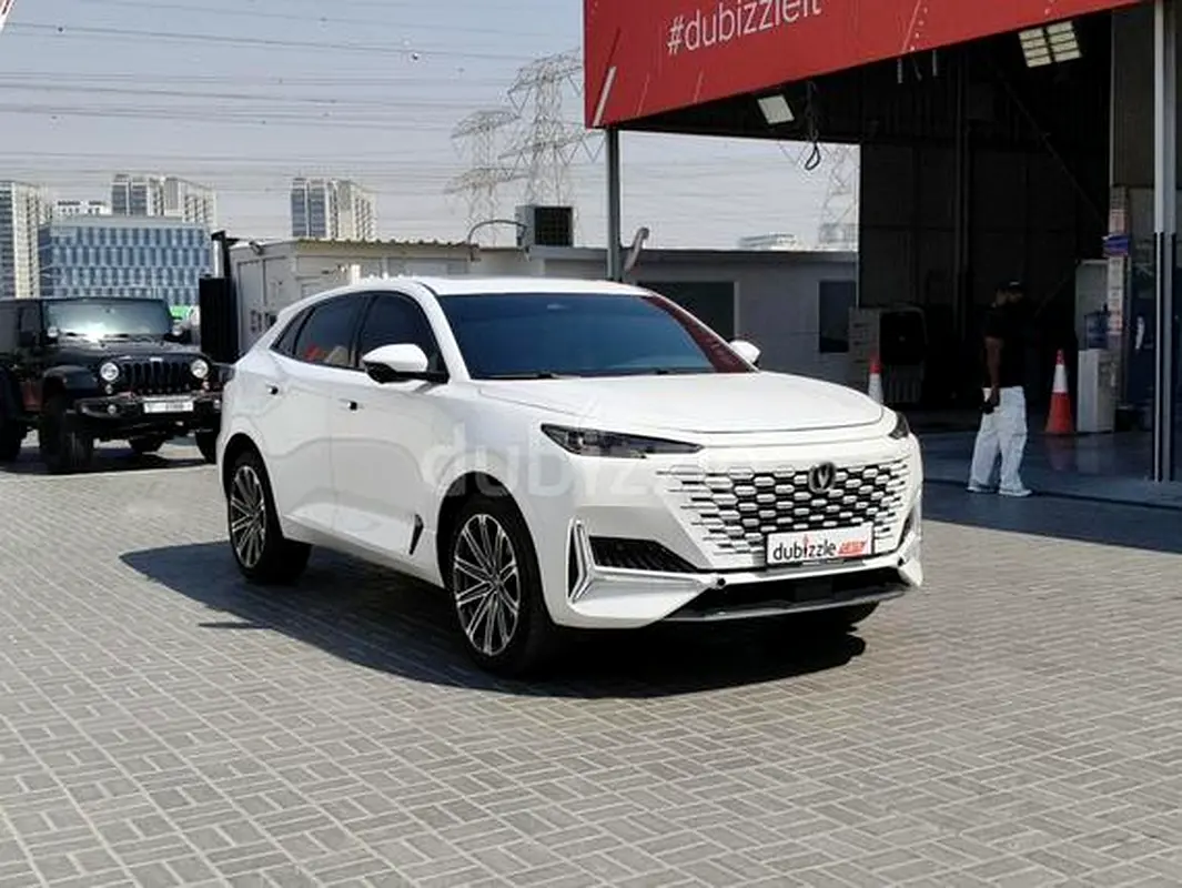 Changan UNI-K 2025 — photo 1 of 13