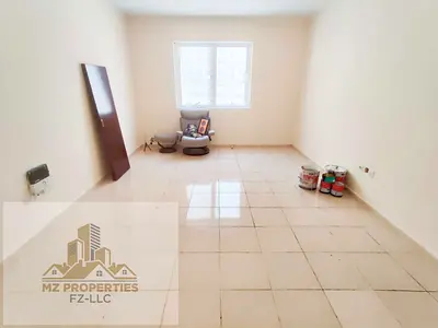 NO DEPOSIT !! BEAUTIFUL 2BHK WITH CLOSE HALL FAMILY BUILDING IDEAL LOCATION !! JUST 33,999