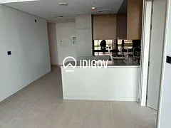 Spacious Layout/ Vacant/ Brand New