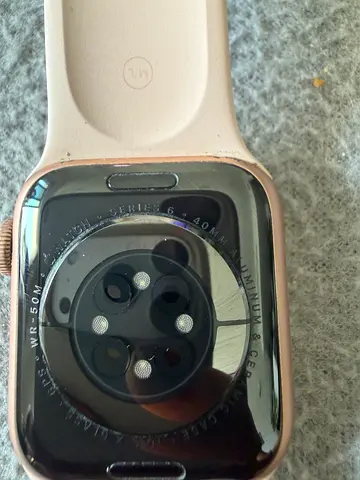 Apple Watch Series 6, 40 mm, rose gold case and pink sport band GPS